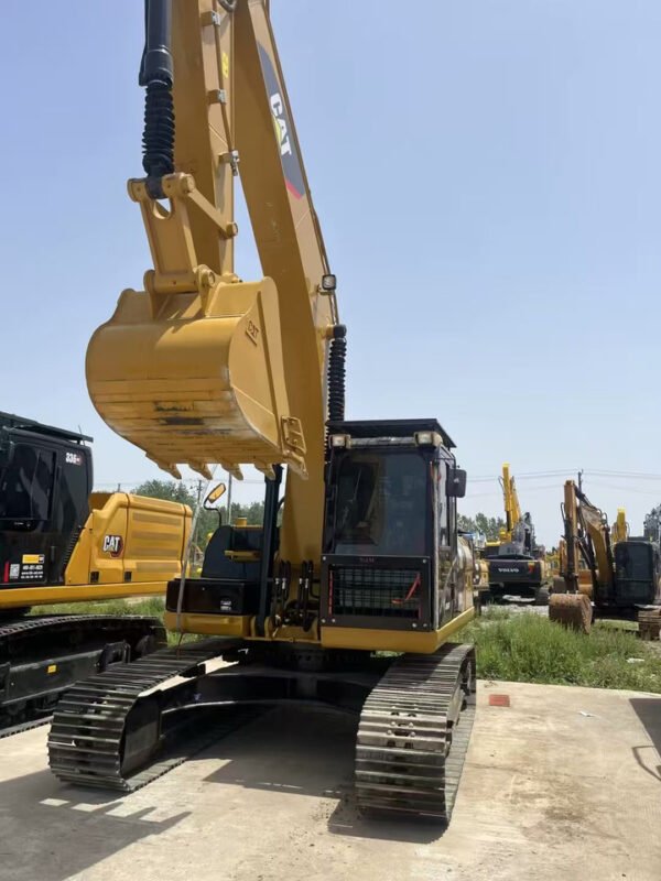 Caterpillar 323D2L Crawler Excavator – Heavy-Duty Diesel Excavator for Construction 2022 Caterpillar 323D2L Crawler Excavator – Heavy-Duty Diesel Excavator for Construction 2022
