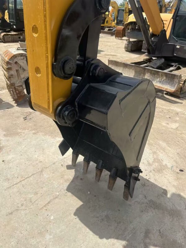 Caterpillar 323D2L Crawler Excavator – Heavy-Duty Diesel Excavator for Construction 2022 Caterpillar 323D2L Crawler Excavator – Heavy-Duty Diesel Excavator for Construction 2022