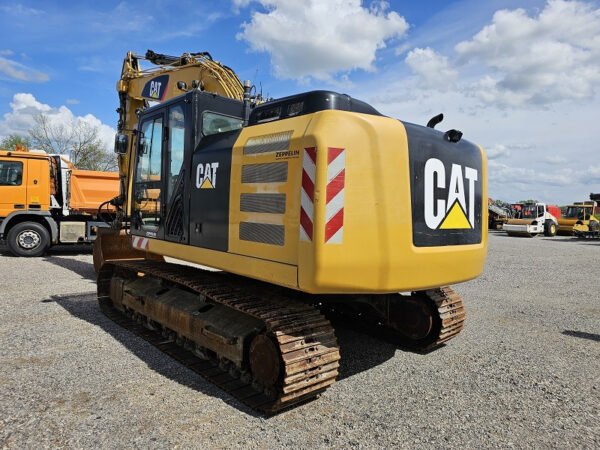 Caterpillar 323EL GPS Trimble Crawler Excavator – Used 2015