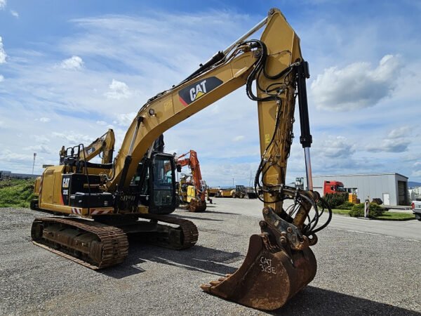 Caterpillar 323EL GPS Trimble Crawler Excavator – Used 2015
