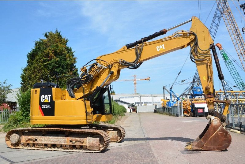 CAT 325 FL CR Crawler Excavator – Heavy-Duty Diesel Earthmoving Machine 2016