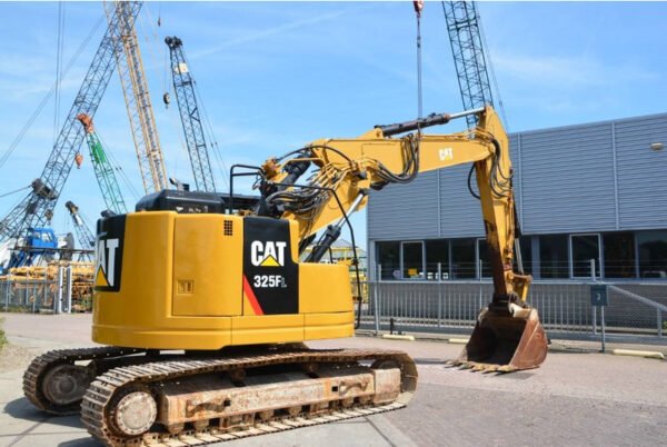 CAT 325 FL CR Crawler Excavator – Heavy-Duty Diesel Earthmoving Machine 2016