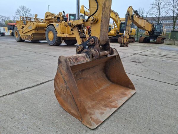 2016 Caterpillar 325 FL CR (With Trimble 3D GPS) – Used Crawler Excavator 2016 Caterpillar 325 FL CR (With Trimble 3D GPS) – Used Crawler Excavator