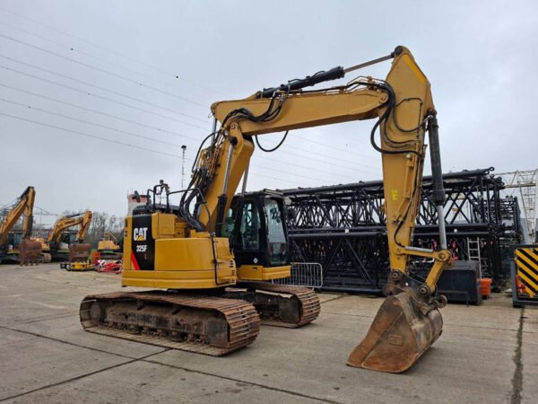 2016 Caterpillar 325 FL CR (With Trimble 3D GPS) – Used Crawler Excavator 2016 Caterpillar 325 FL CR (With Trimble 3D GPS) – Used Crawler Excavator