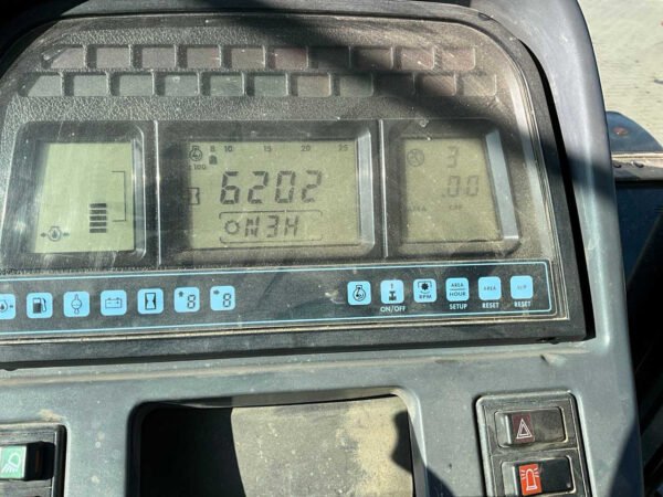 2001 New Holland TS100 Four-Wheel Drive Farm Tractor 2001 New Holland TS100 Four-Wheel Drive Farm Tractor