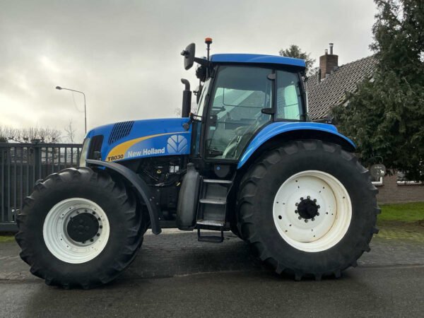 2004 New Holland TG230 / T8030 All-Wheel Drive Farm Tractor