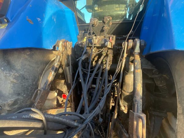 2014 New Holland TVT195 4WD Agricultural Tractor