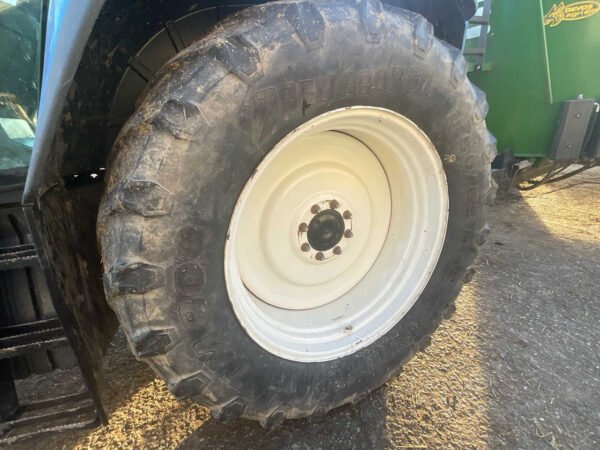 2014 New Holland TVT195 4WD Agricultural Tractor