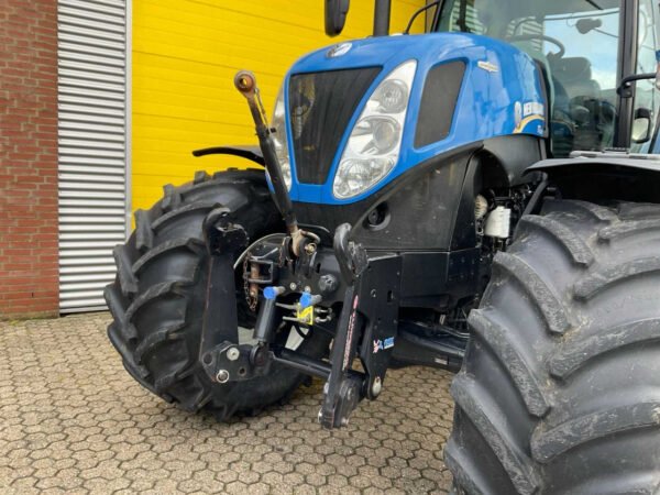 2015 New Holland T7.235 All-Wheel Drive Farm Tractor