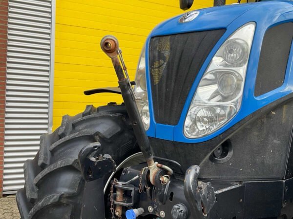 2015 New Holland T7.235 All-Wheel Drive Farm Tractor