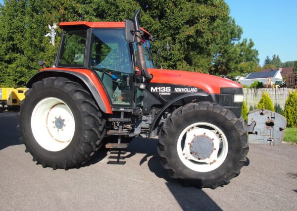 New Holland TM M135 Tractor (1998) – 135HP 4WD Farm Tractor