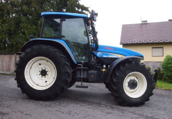 New Holland TM 140 Tractor 2004 – Powerful Agricultural Farm Tractor