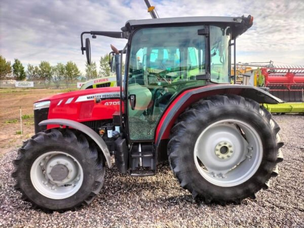 2017 Massey Ferguson 4709 – 90-95 HP Utility Farm Tractor