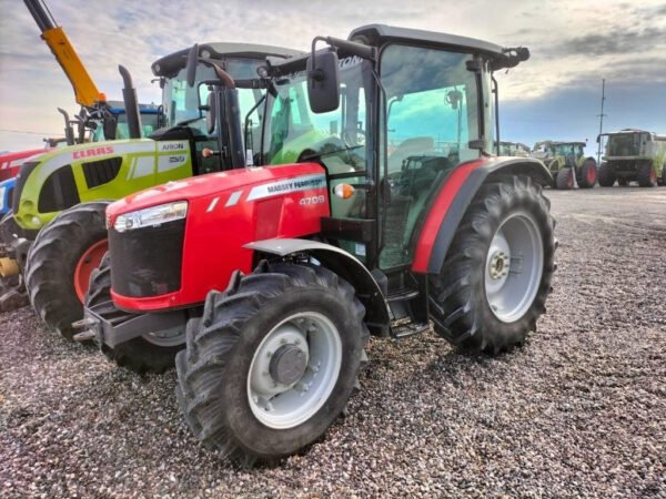 2017 Massey Ferguson 4709 – 90-95 HP Utility Farm Tractor