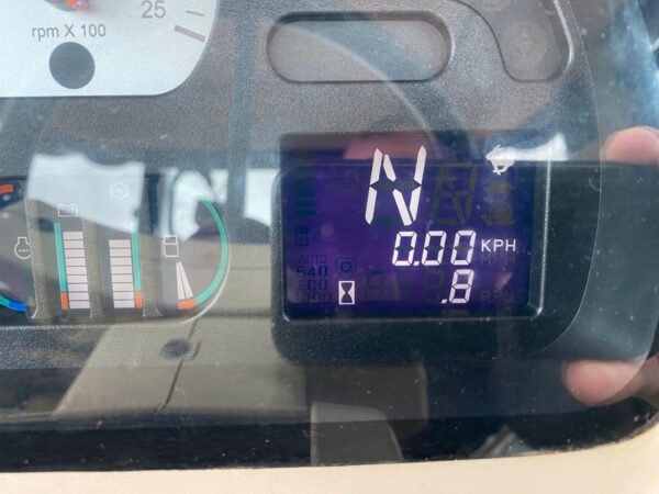 Massey Ferguson 7620 Farm Tractor – 180 hp 4WD Agricultural Power 2014