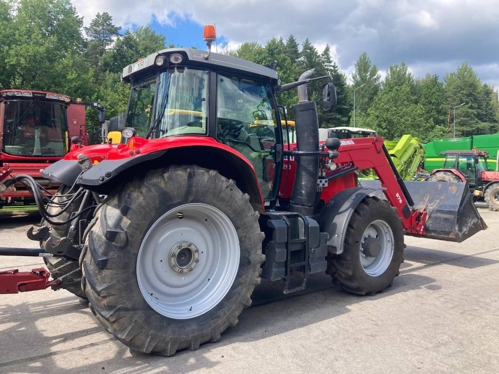 Massey Ferguson 7620 Dyna-6 Tractor – High-Performance Farm Tractor 2012
