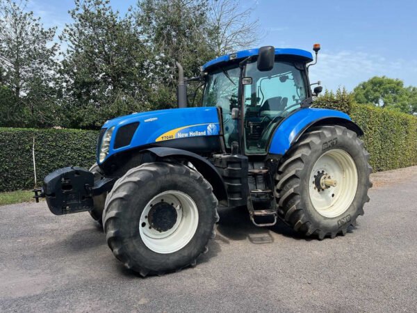 2010 New Holland T7040 4WD Farm Tractor