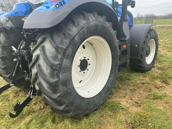 New Holland 2023 T6.145 All-Wheel Drive Farm Tractor