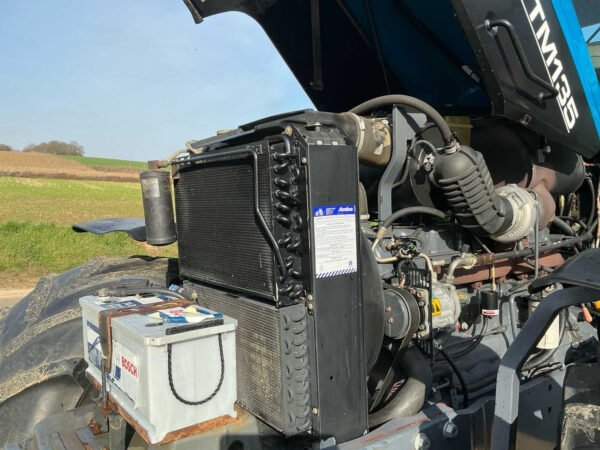 New Holland TM135 Suspended Front Axle All-Wheel-Drive Farm Tractor 2003