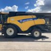 New Holland CR9090 Combine Harvester – High-Capacity Twin Rotor Grain Harvester 2013 New Holland CR9090 Combine Harvester – High-Capacity Twin Rotor Grain Harvester 2013