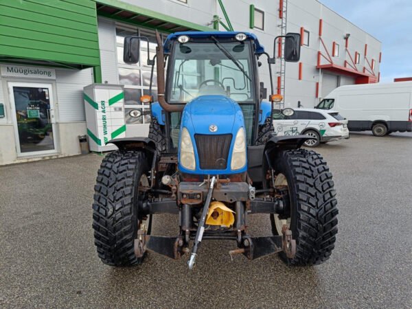 New Holland T5050 Farm Tractor – 95HP Utility Agricultural Tractor 2011