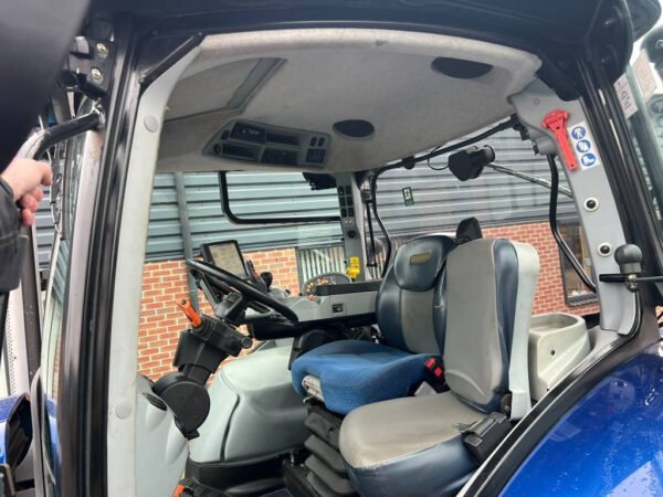 New Holland T6.160 AC Farm Tractor – Powerful 4WD Agricultural Tractor 2016