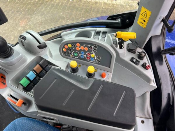 New Holland T6.160 AC Farm Tractor – Powerful 4WD Agricultural Tractor 2016