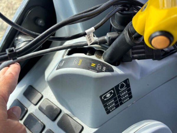 New Holland T6.165 Farm Tractor – 165 HP 4WD Agricultural Tractor 2020 New Holland T6.165 Farm Tractor – 165 HP 4WD Agricultural Tractor 2020