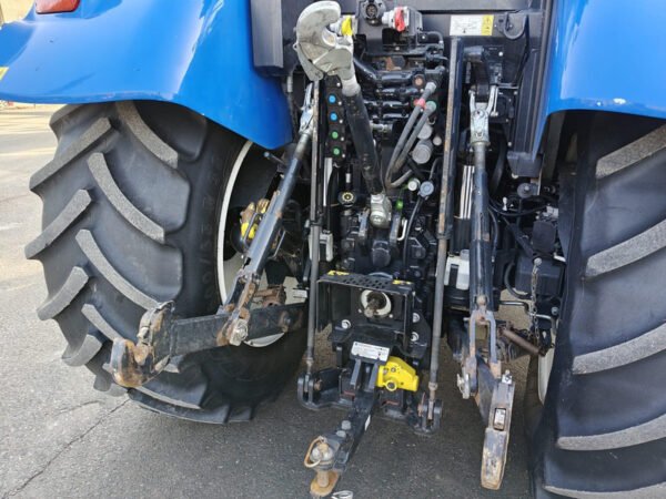 New Holland T6.180 AC GPS Farm Tractor – 180HP Precision Agriculture Tractor 2022