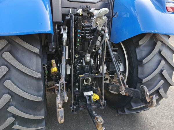 New Holland T6.180 AC GPS Farm Tractor – 180HP Precision Agriculture Tractor 2022