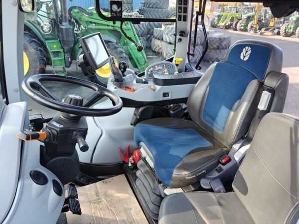 New Holland T6.180 AC GPS Farm Tractor – 180HP Precision Agriculture Tractor 2022