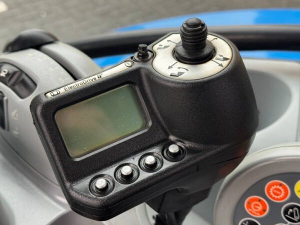 2018 New Holland T6.180 Auto Command Tractor – Front Linkage, GPS Ready