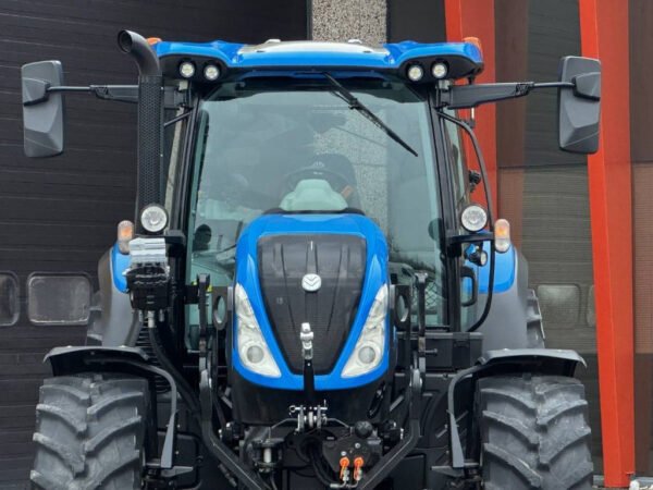 2018 New Holland T6.180 Auto Command Tractor – Front Linkage, GPS Ready