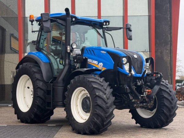 2018 New Holland T6.180 Auto Command Tractor – Front Linkage, GPS Ready