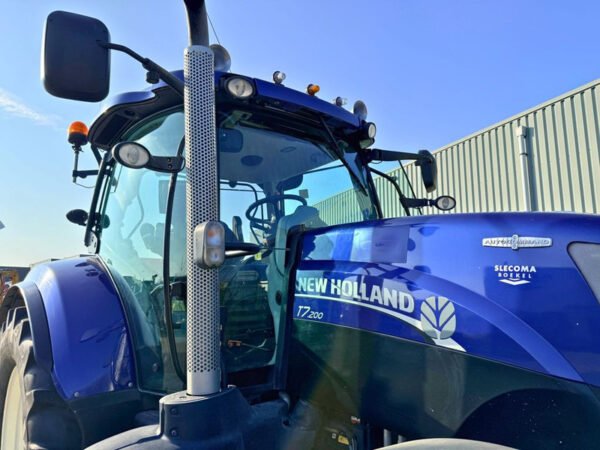 New Holland T7.200 Auto Command Tractor – 200 HP Precision Farming Tractor 2015