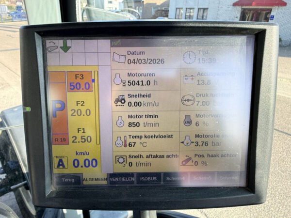 New Holland T7.200 Auto Command Tractor – 200 HP Precision Farming Tractor 2015