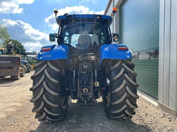 New Holland T7.235 Power Command Tractor – 235HP 4WD Farm Tractor 2014