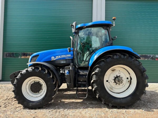 New Holland T7.235 Power Command Tractor – 235HP 4WD Farm Tractor 2014