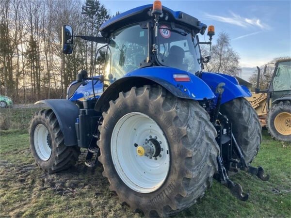 New Holland T7.270 Auto Command Tractor – 270 HP Agricultural Farm Tractor 2020