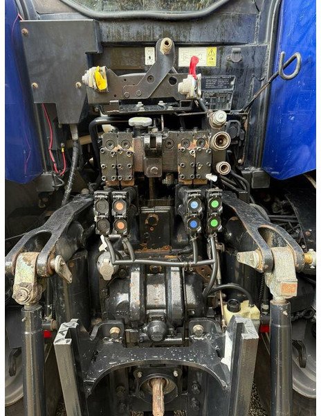 New Holland T7.270 Farm Tractor – 270HP High-Performance Agricultural Tractor 2019 New Holland T7.270 Farm Tractor – 270HP High-Performance Agricultural Tractor 2019