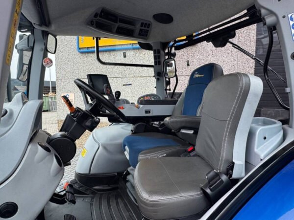 New Holland T7.270AC Tractor 2025 – Front Linkage, Air Brakes, 270HP Agricultural Tractor 