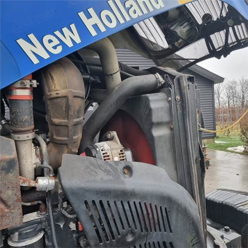 New Holland T8050 Class 5 Tractor – 320HP Heavy-Duty 4WD Agricultural Tractor 2010