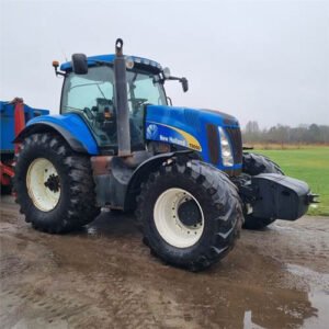 New Holland T8050 Class 5 Tractor – 320HP Heavy-Duty 4WD Agricultural Tractor 2010