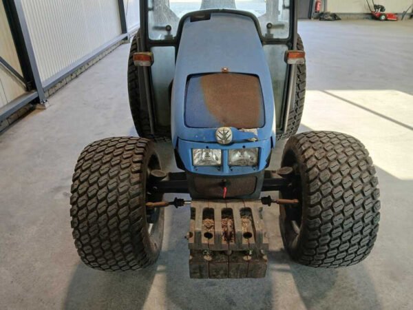 New Holland TCE 45 Farm Tractor – 45HP Compact Utility Agricultural Tractor 2002