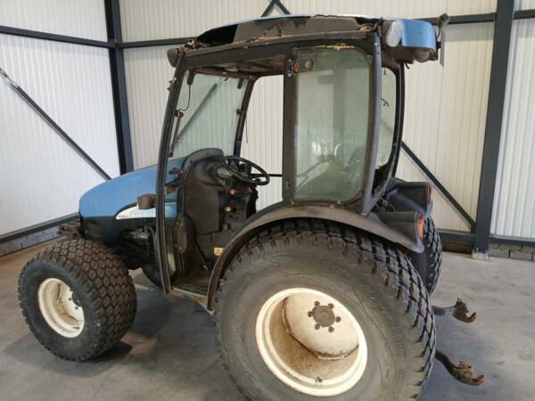 New Holland TCE 45 Farm Tractor – 45HP Compact Utility Agricultural Tractor 2002