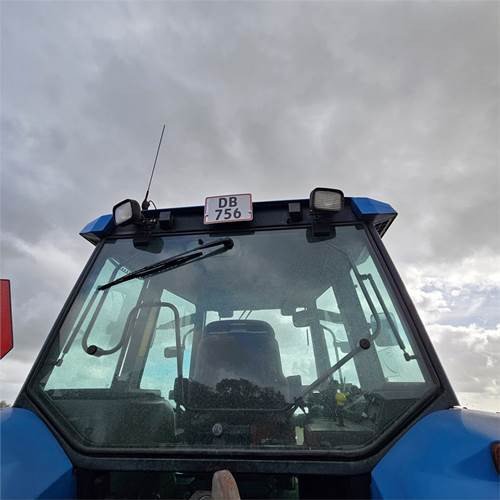 New Holland TM165 Tractor – 165HP 4WD Agricultural Farm Tractor 2000