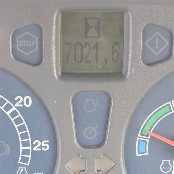 New Holland TS135A Plus Farm Tractor – 135 HP Agricultural Powerhouse 2006