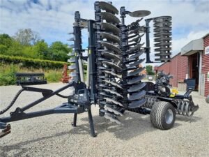 2025 Agro-Tom 6.0 m HD Bugseret Disc Harrow – Heavy-Duty Trailed Soil Tillage Equipment