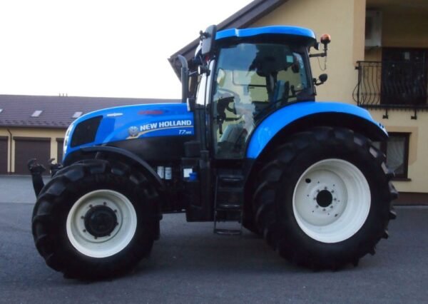 New Holland T7.185 Tractor 2013 – Auto Command CVT High-Performance Farm Tractor
