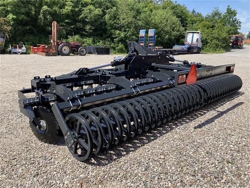 2026 J-Maskiner 6 m Disc Harrow – Hydraulic Folding Heavy-Duty Soil Cultivation Machine